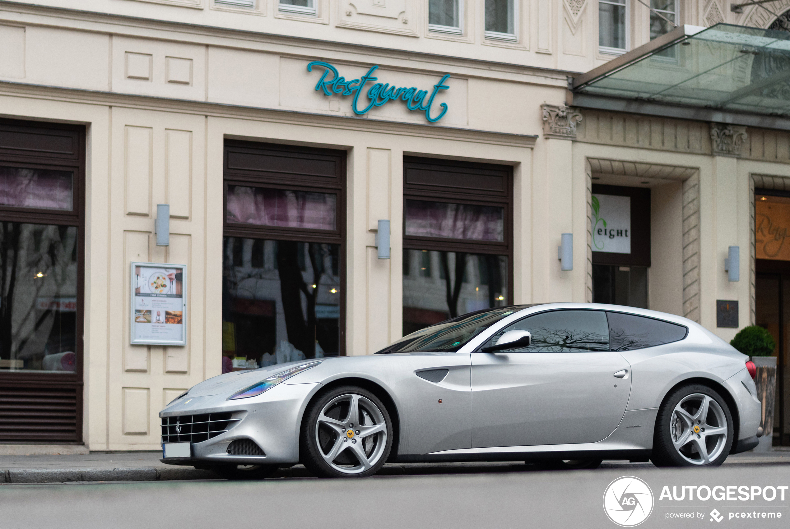 Ferrari FF