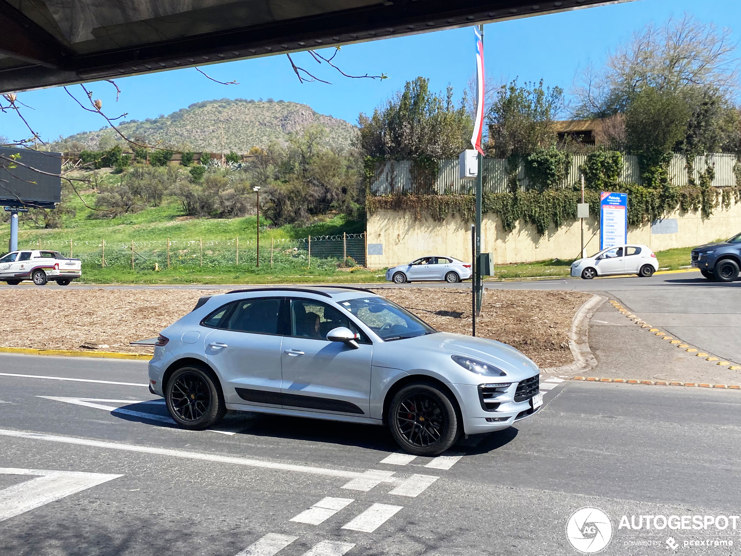 Porsche 95B Macan GTS