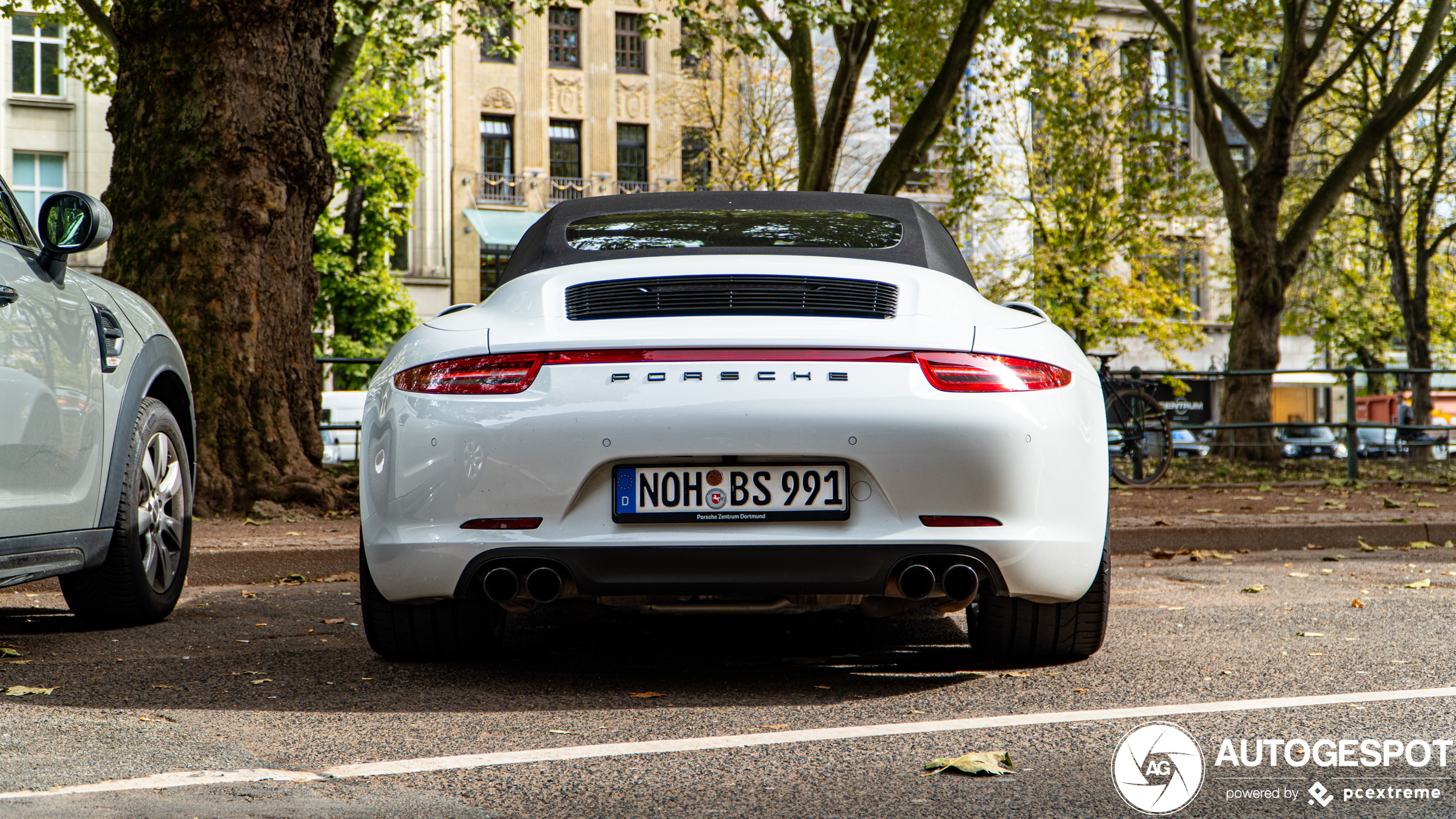 Porsche 991 Carrera 4 GTS Cabriolet MkI