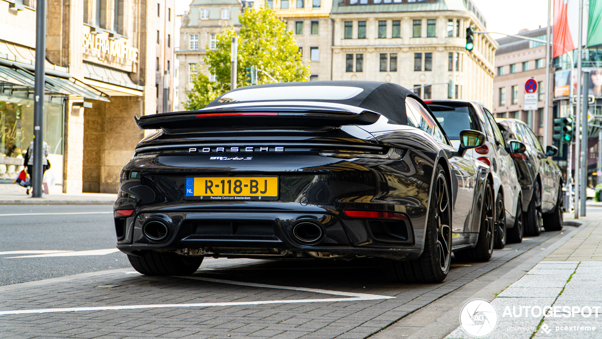 Porsche 992 Turbo S Cabriolet