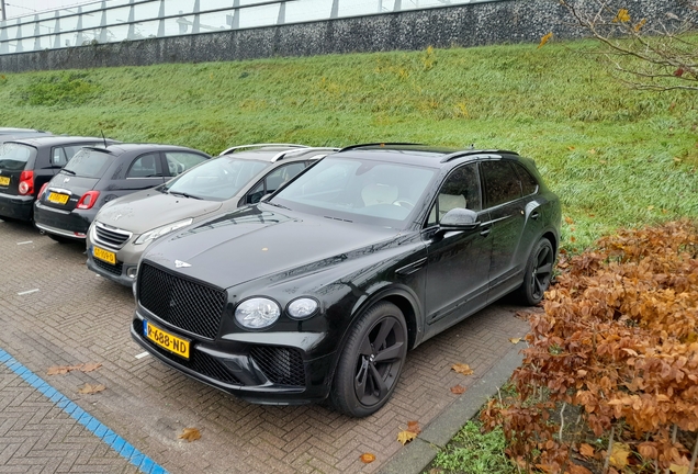 Bentley Bentayga Hybrid 2021