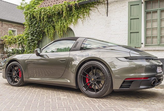 Porsche 992 Targa 4 GTS