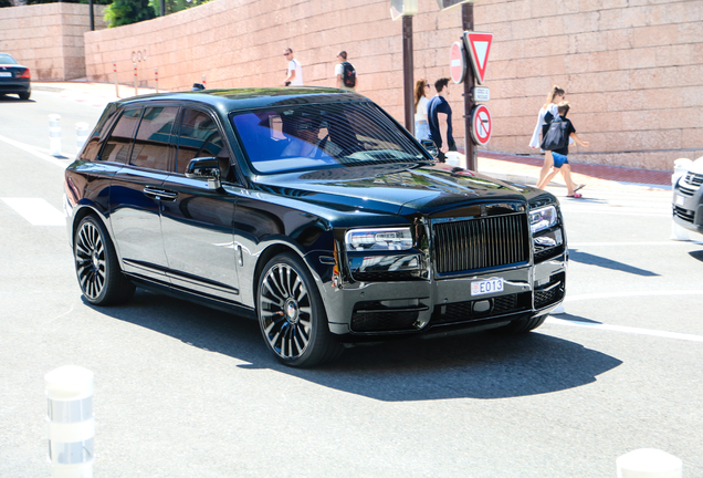 Rolls-Royce Cullinan Black Badge