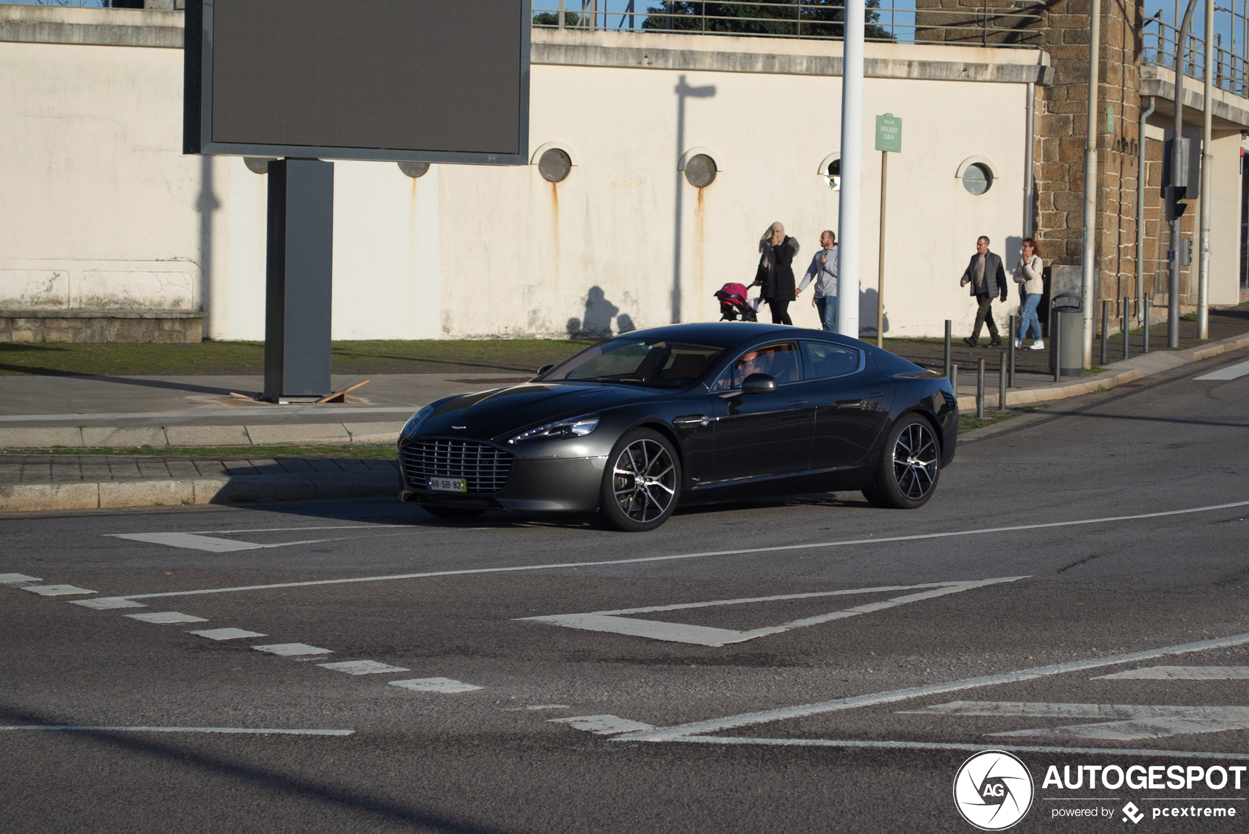 Aston Martin Rapide S