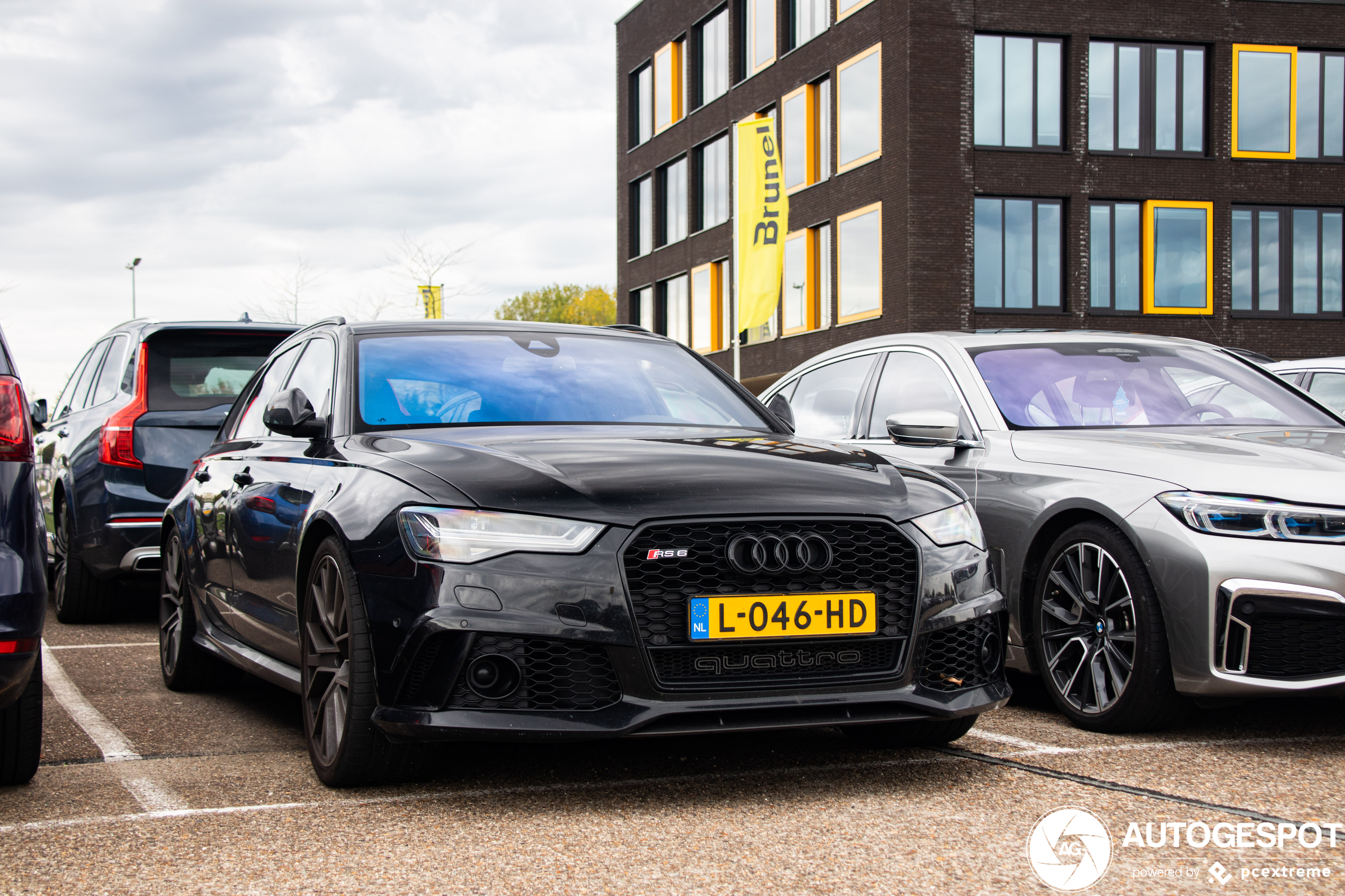 Audi RS6 Avant C7 2015