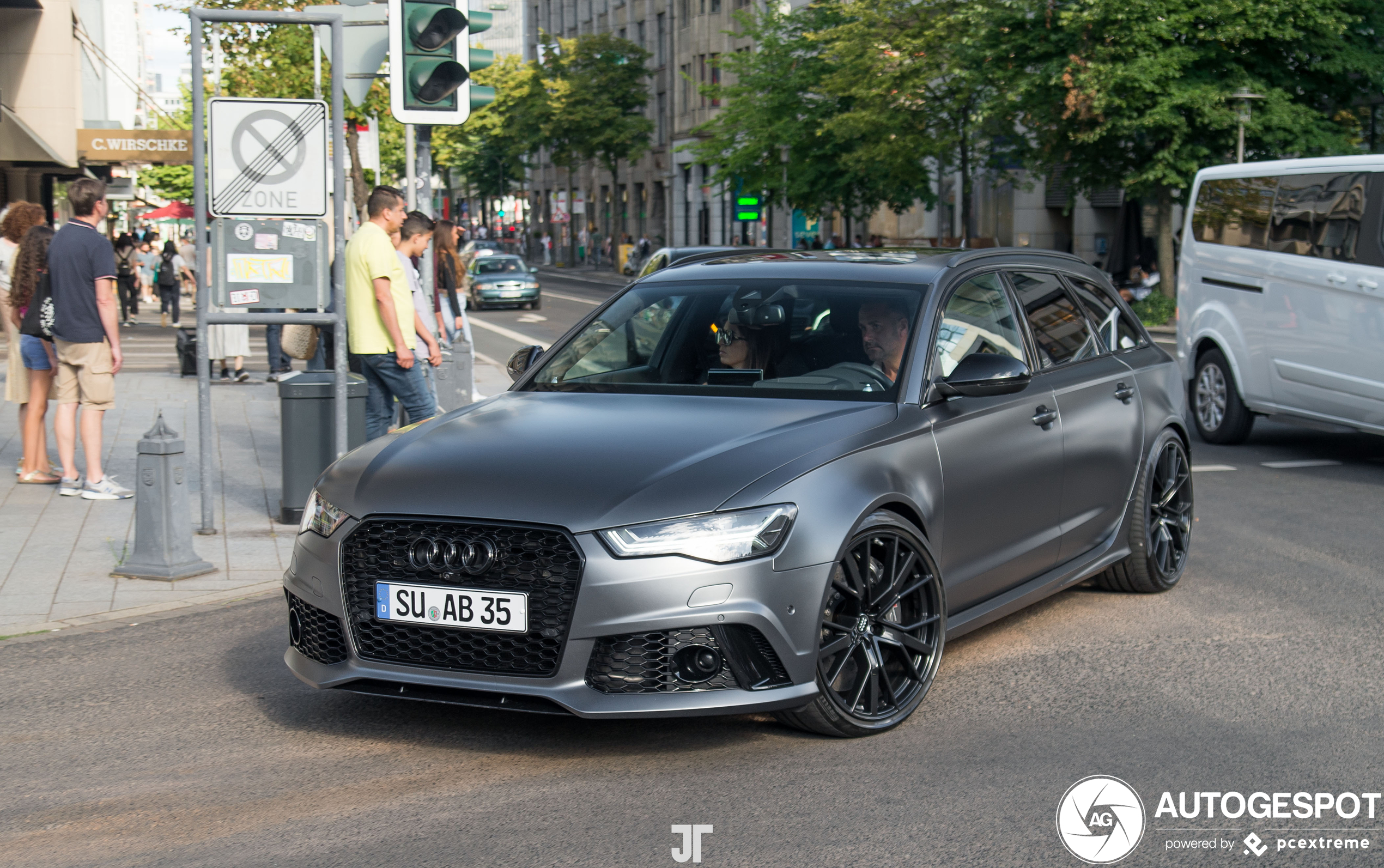 Audi RS6 Avant C7 2015