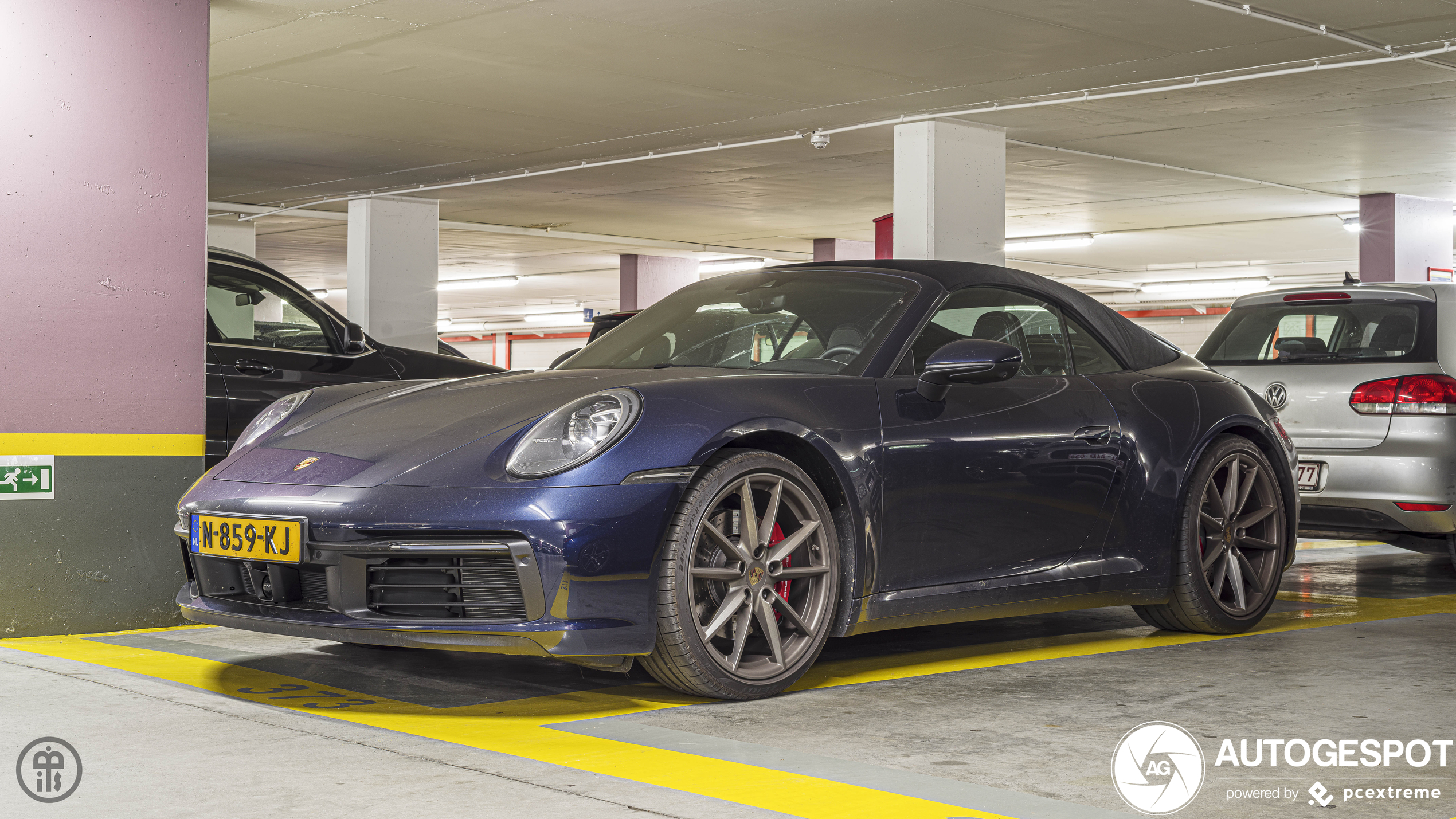 Porsche 992 Carrera 4S Cabriolet