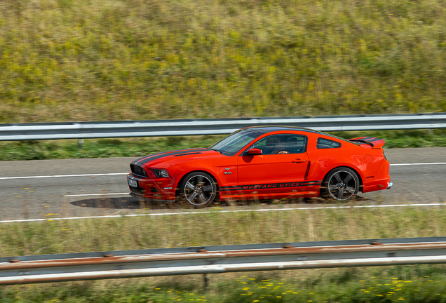 Ford Mustang GT California Special 2013