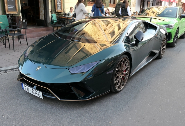 Lamborghini Huracán LP640-4 Performante