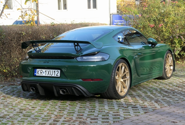 Porsche 718 Cayman GT4