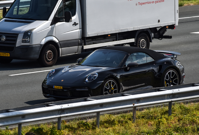 Porsche 992 Turbo S Cabriolet