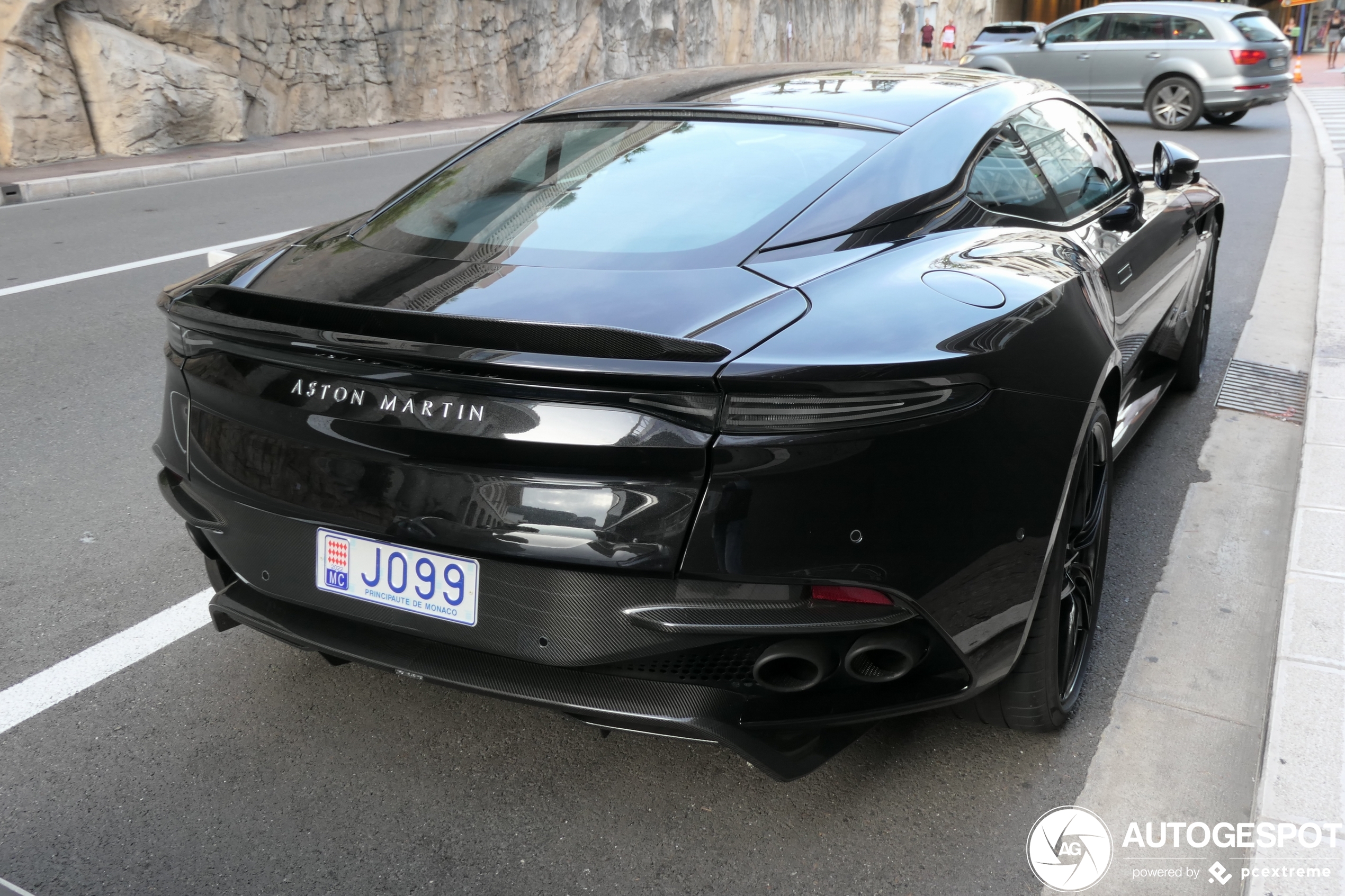 Aston Martin DBS Superleggera