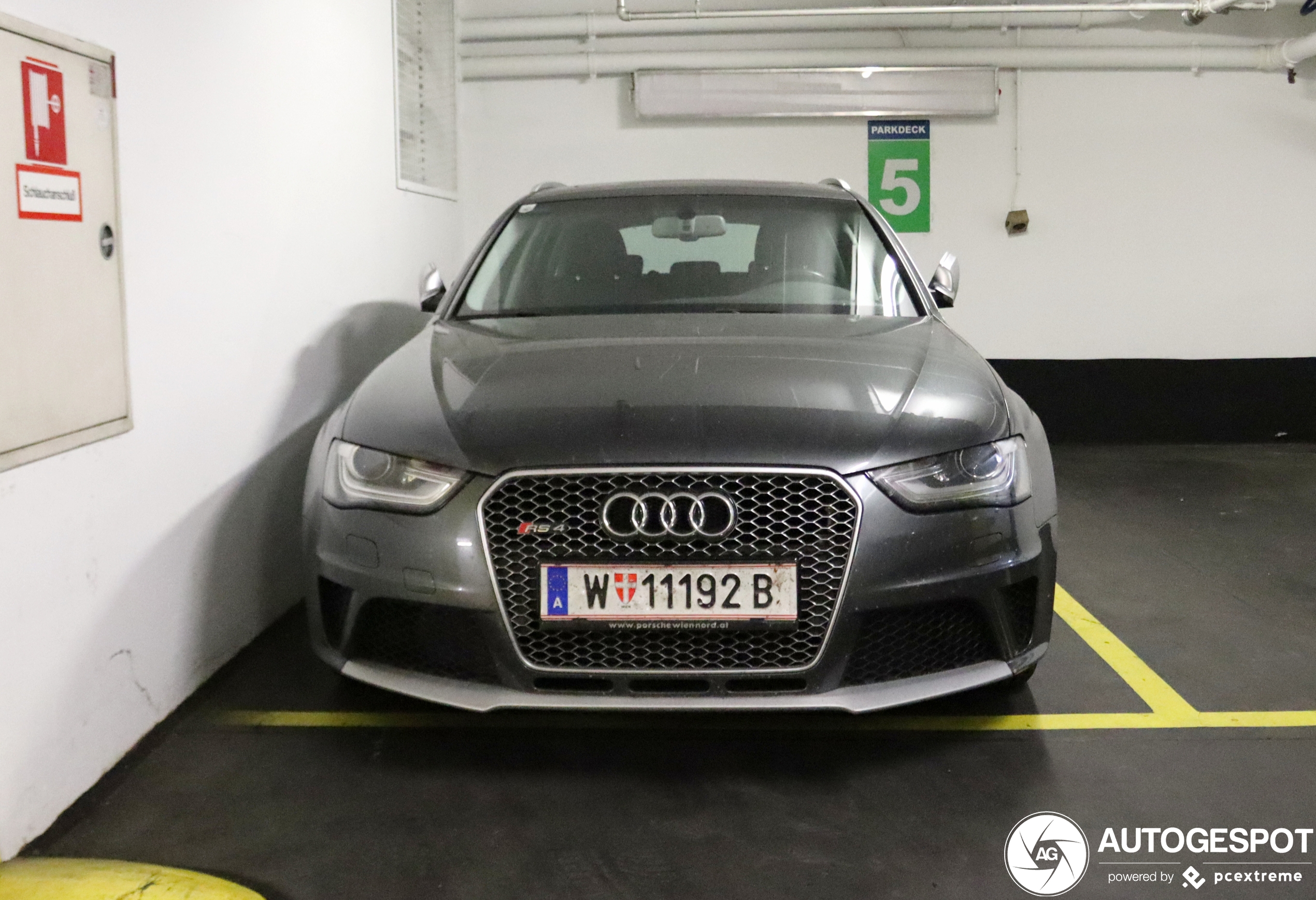 Audi RS4 Avant B8