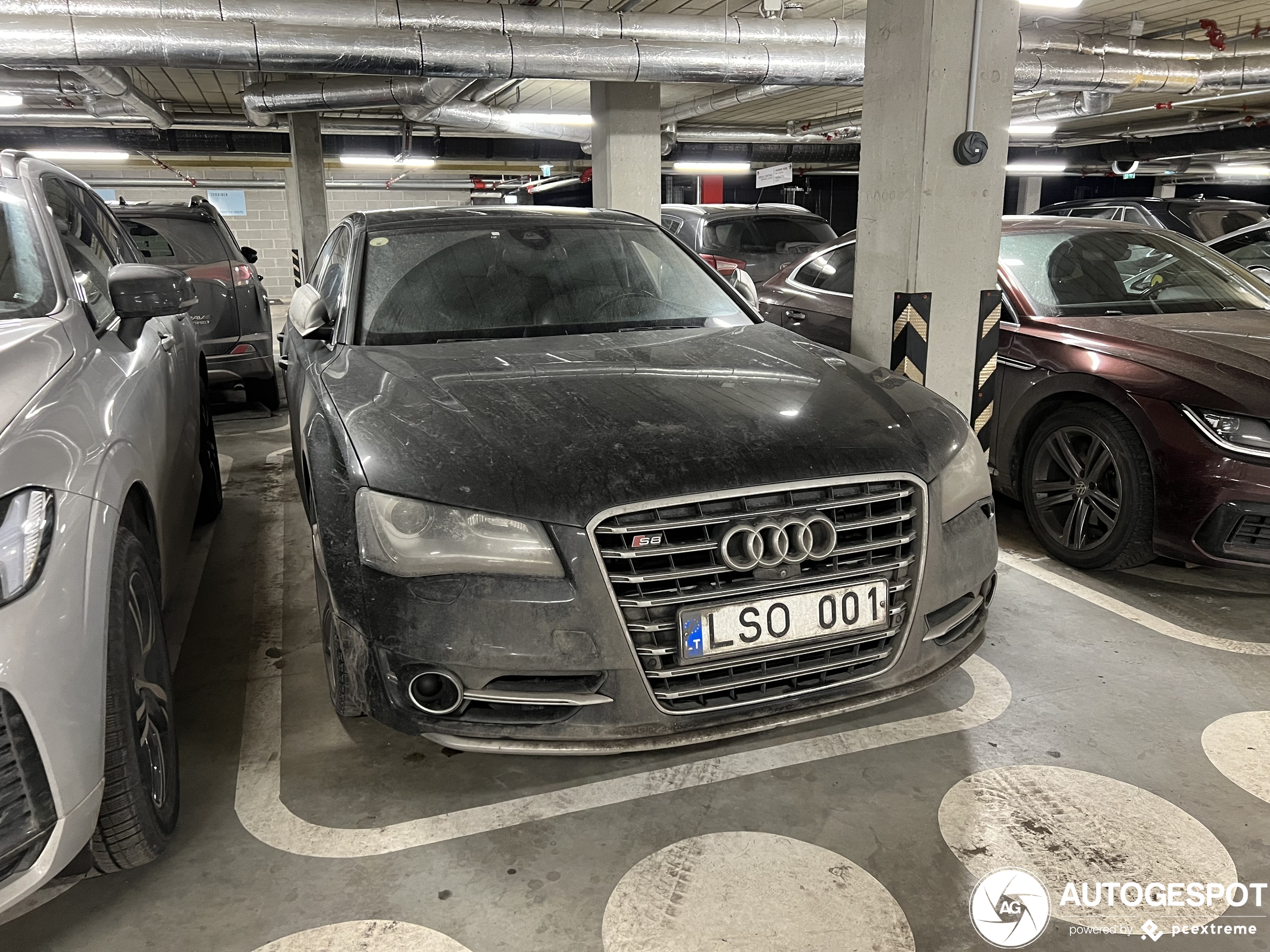 Audi S8 D4