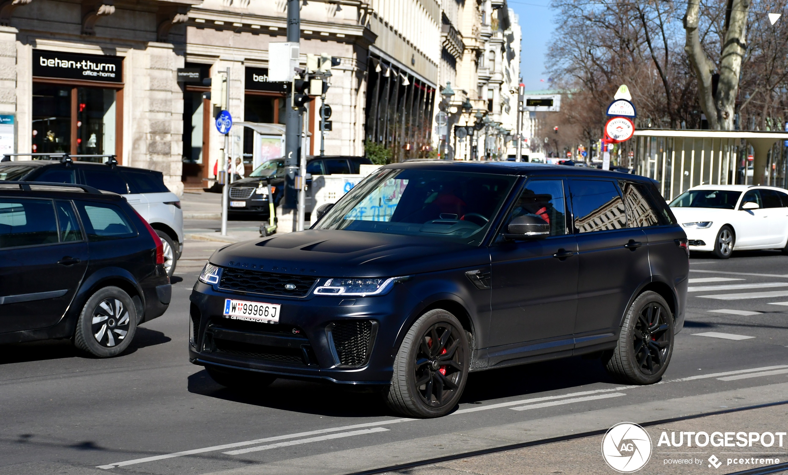 Land Rover Range Rover Sport SVR 2018