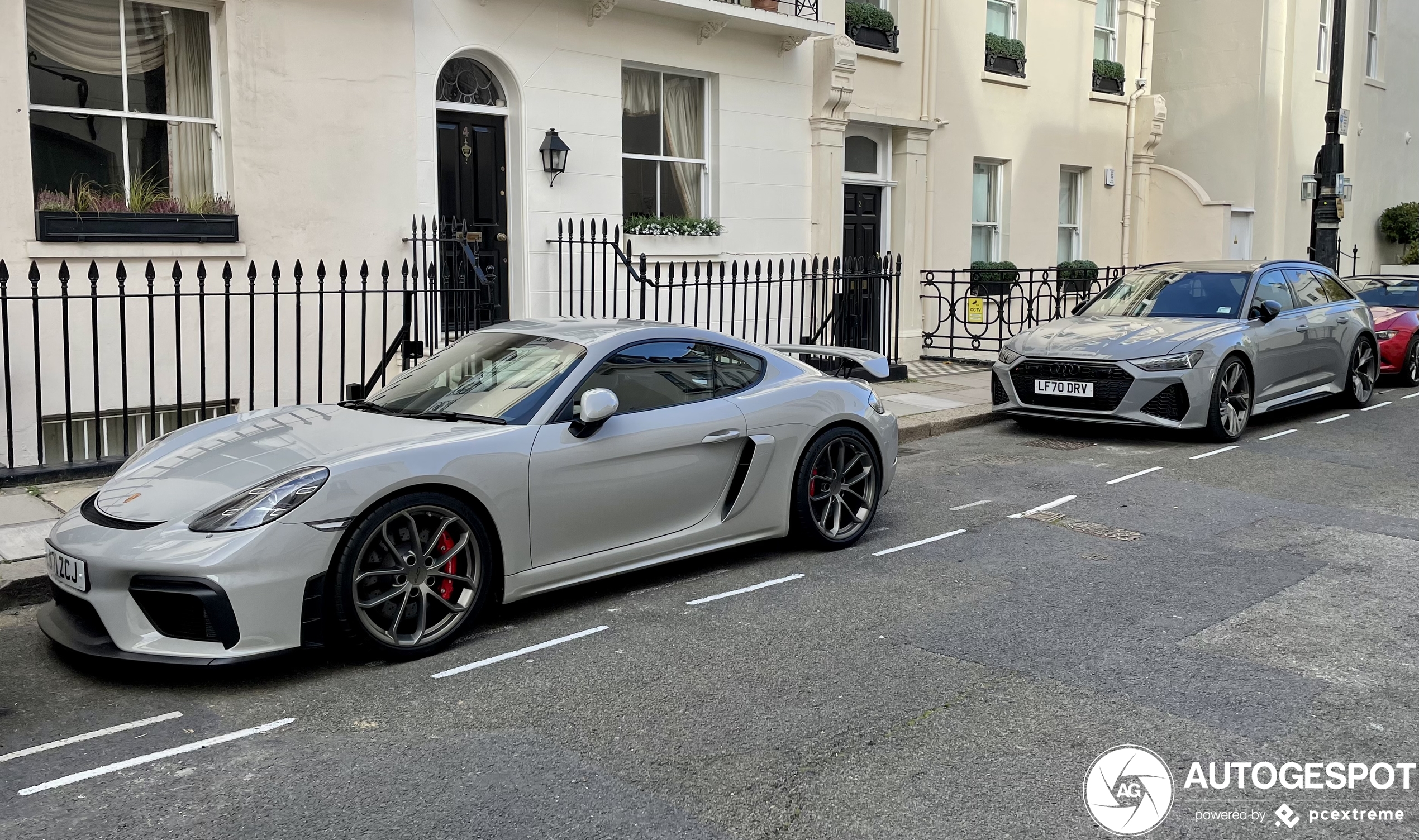 Porsche 718 Cayman GT4