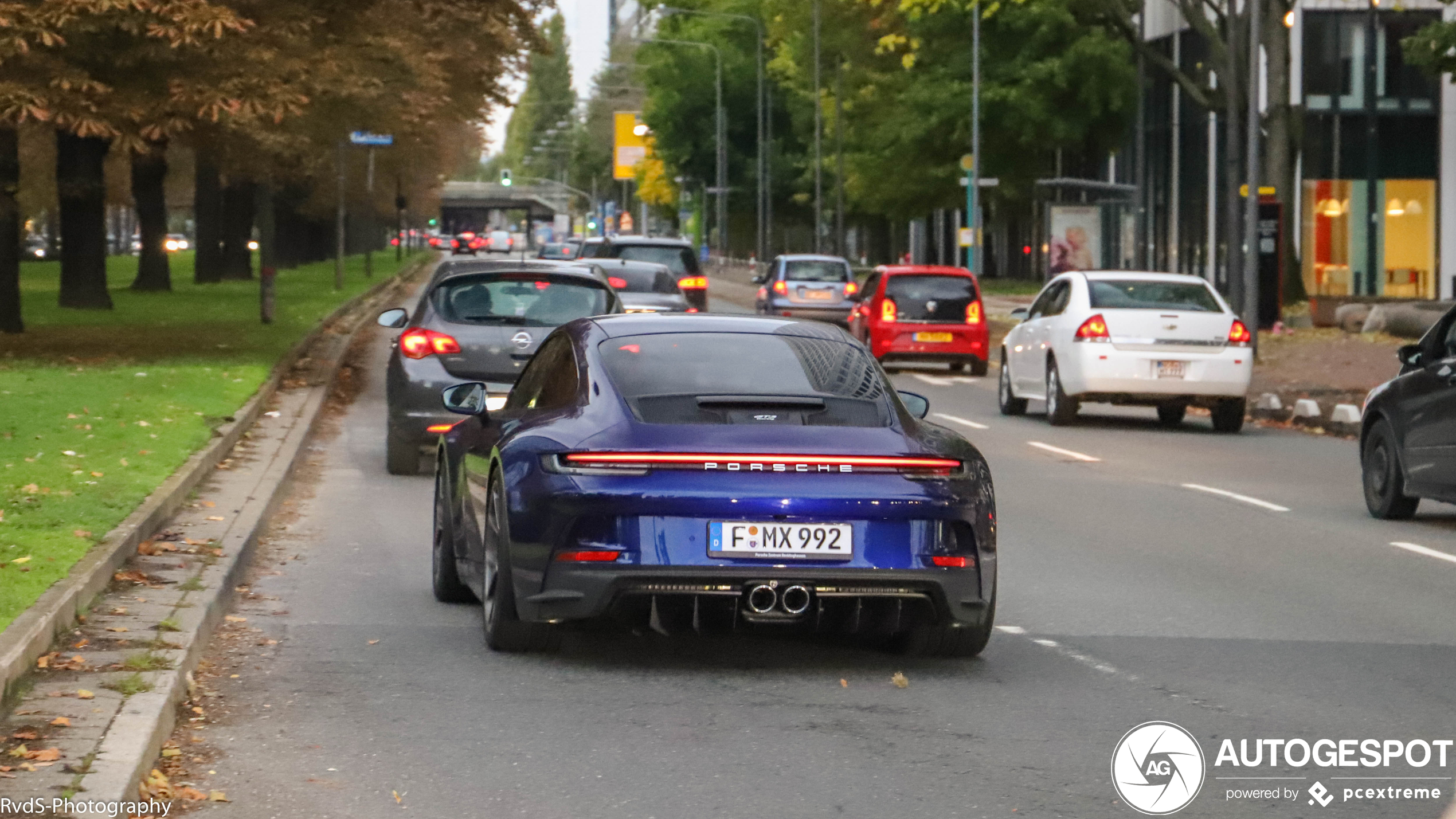 Porsche 992 GT3 Touring