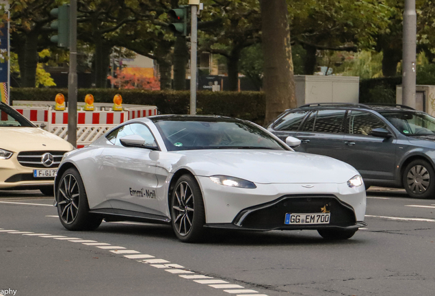 Aston Martin V8 Vantage 2018