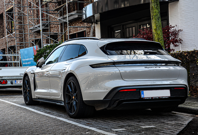 Porsche Taycan GTS Sport Turismo