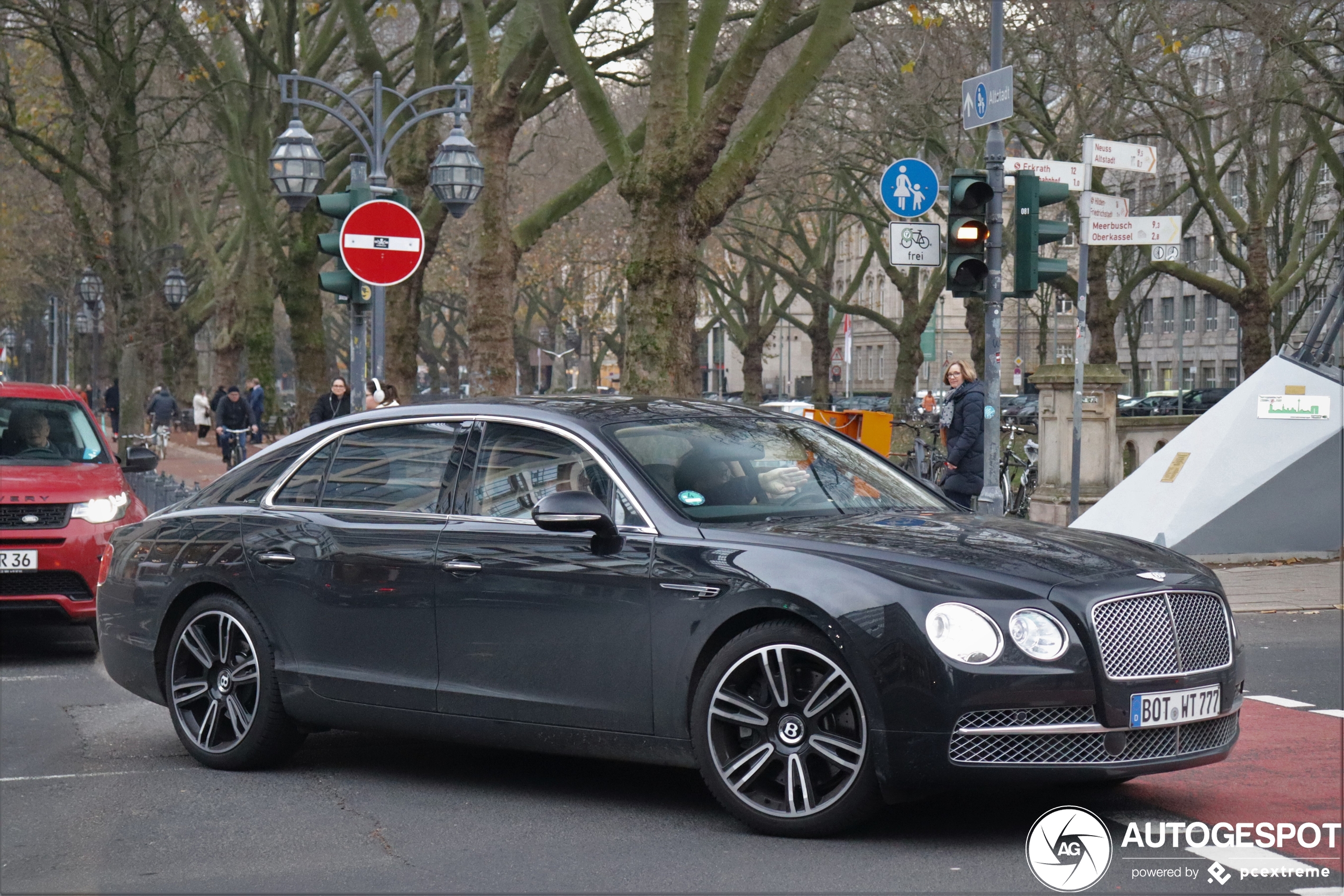 Bentley Flying Spur W12