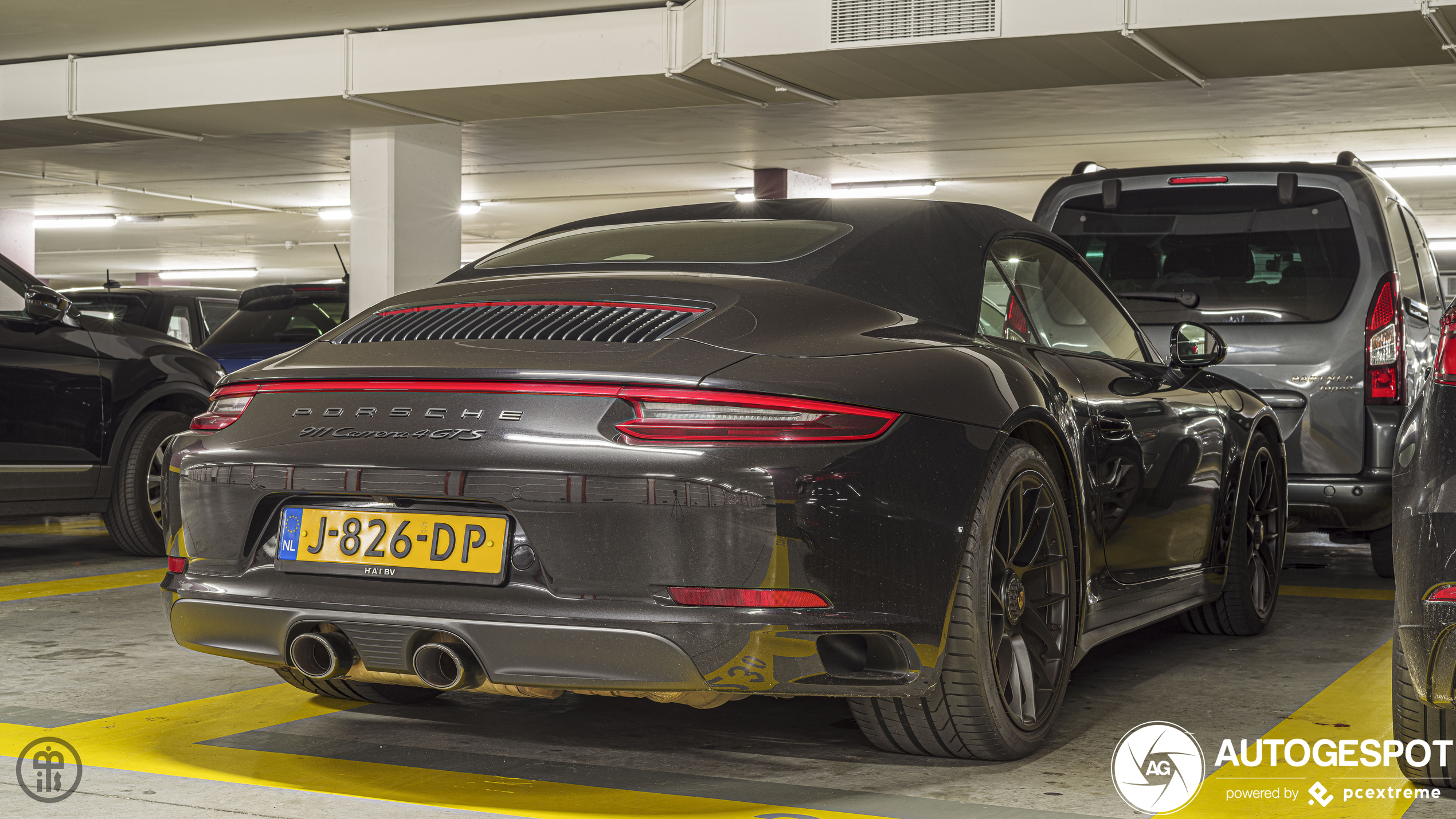 Porsche 991 Carrera 4 GTS Cabriolet MkII