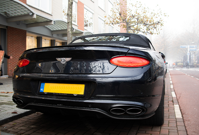 Bentley Continental GTC V8 2020