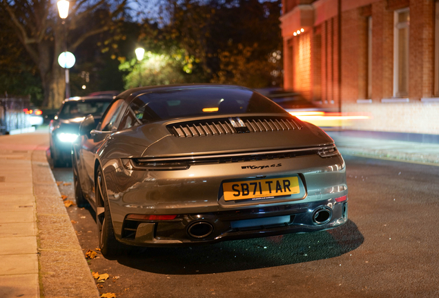 Porsche 992 Targa 4S