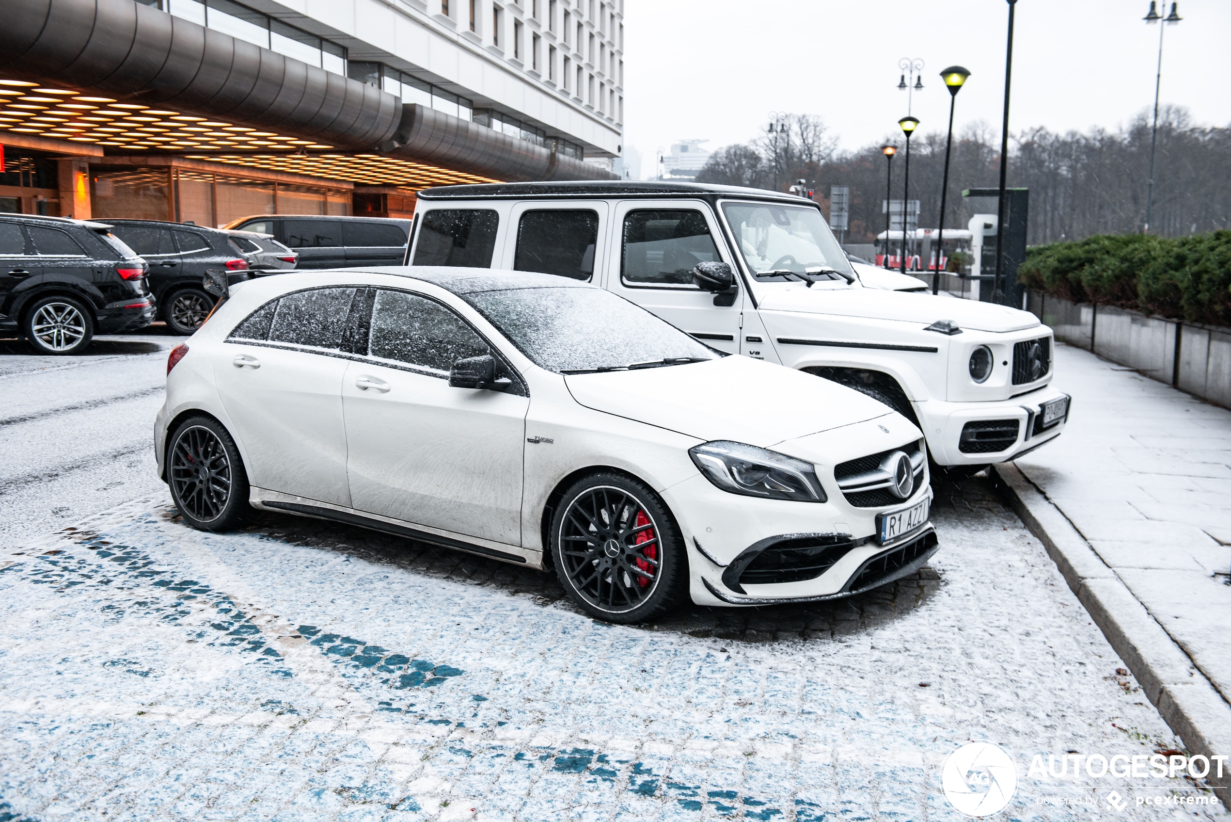 Mercedes-AMG A 45 W176 2015