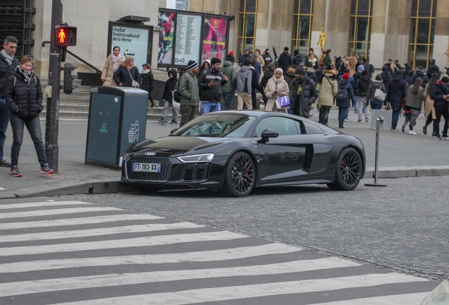 Audi R8 V10 2015