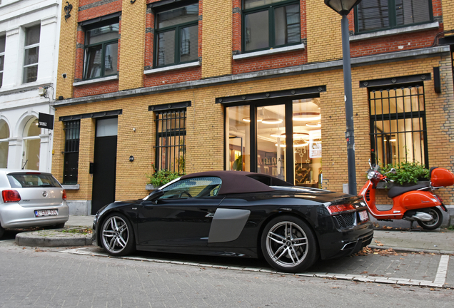 Audi R8 V10 Spyder 2016