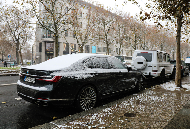 BMW M760Li xDrive 2019