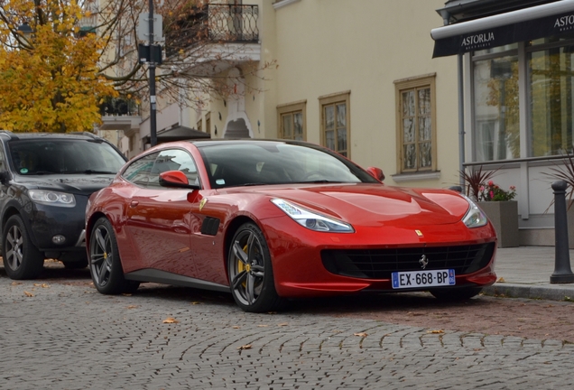 Ferrari GTC4Lusso