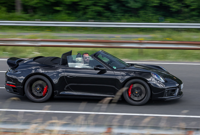 Porsche 992 Carrera GTS Cabriolet