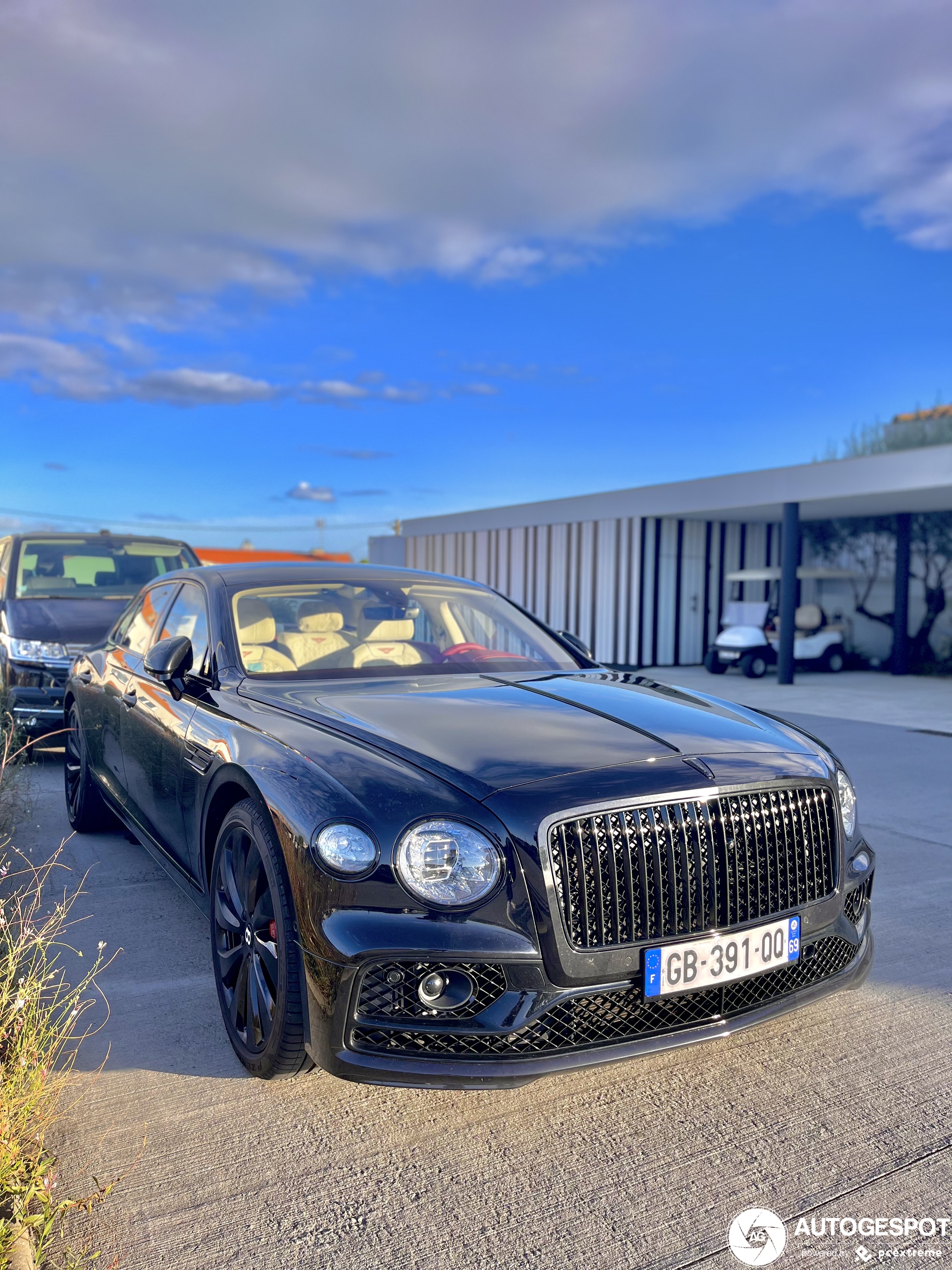 Bentley Flying Spur V8 2021