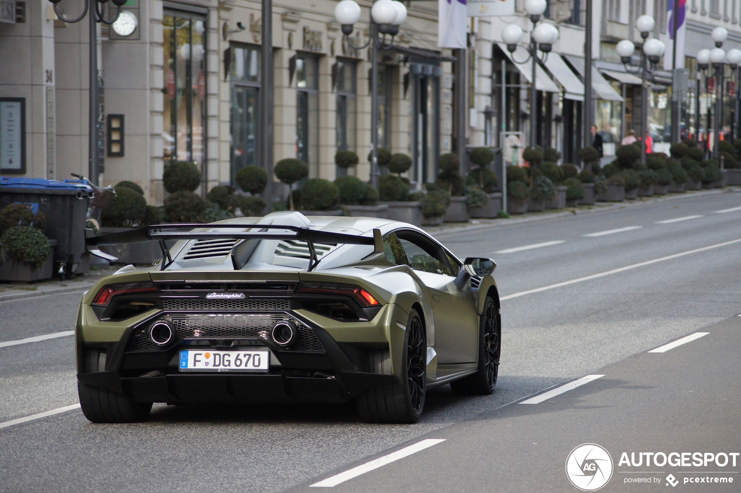 Lamborghini Huracán LP640-2 STO