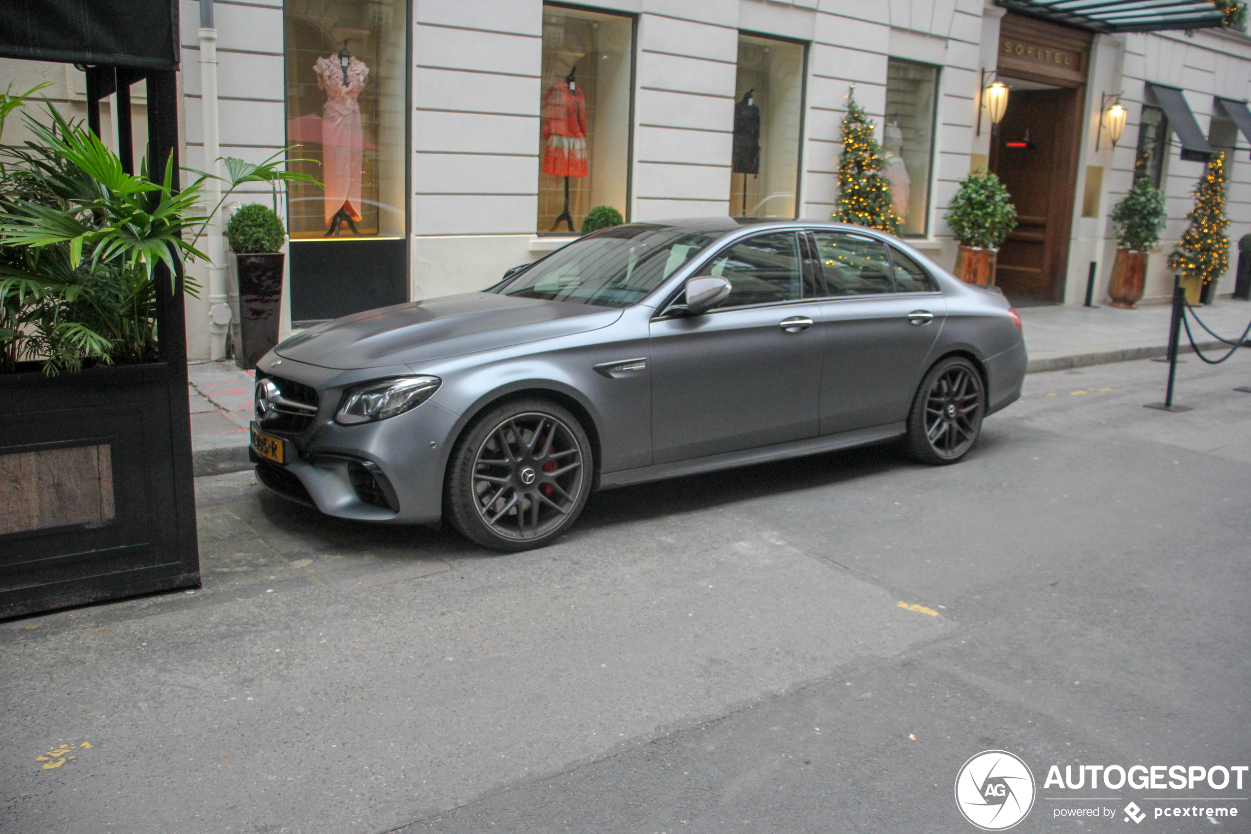 Mercedes-AMG E 63 S W213