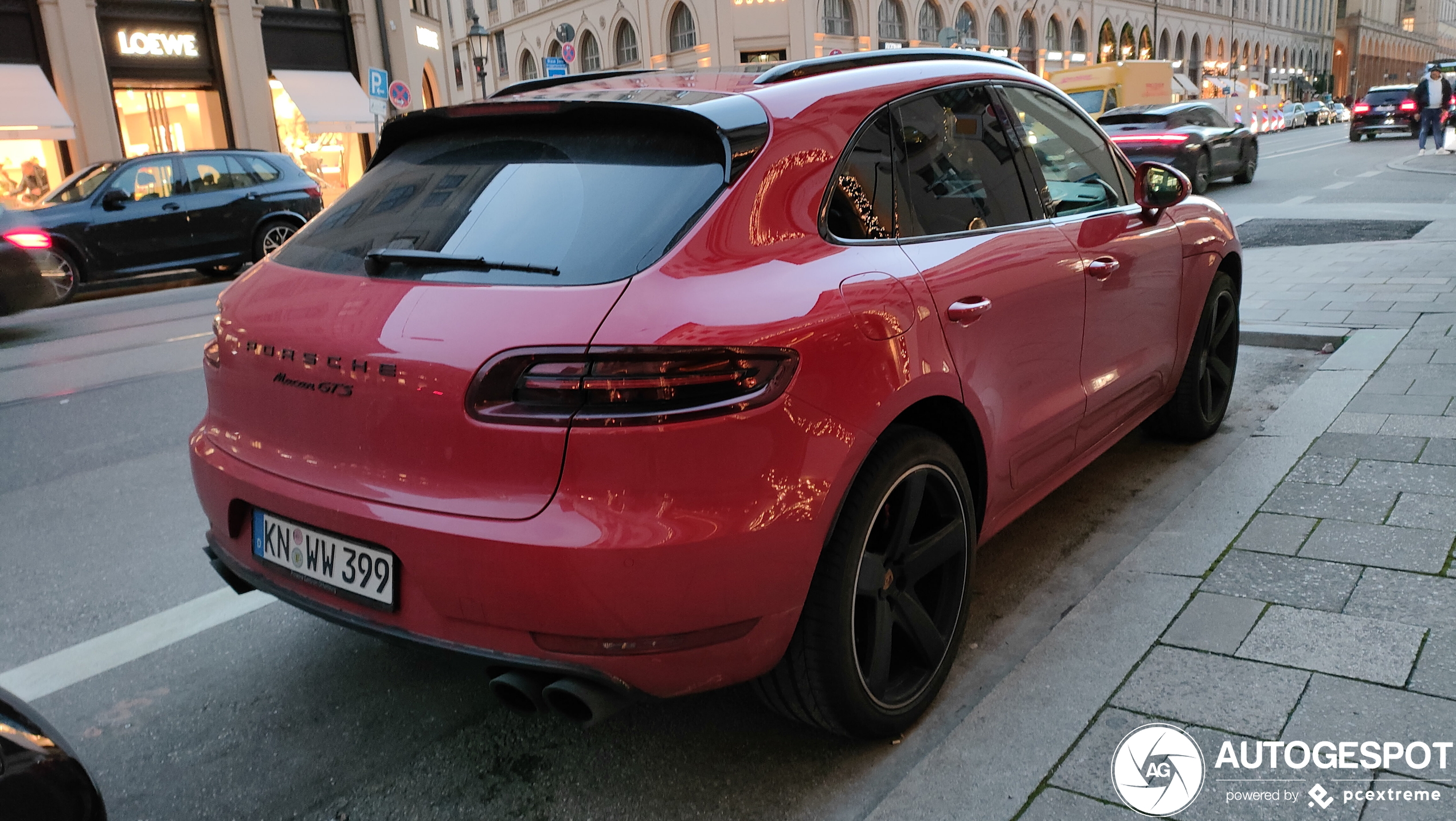 Porsche 95B Macan GTS