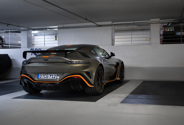 Aston Martin V12 Vantage 2023