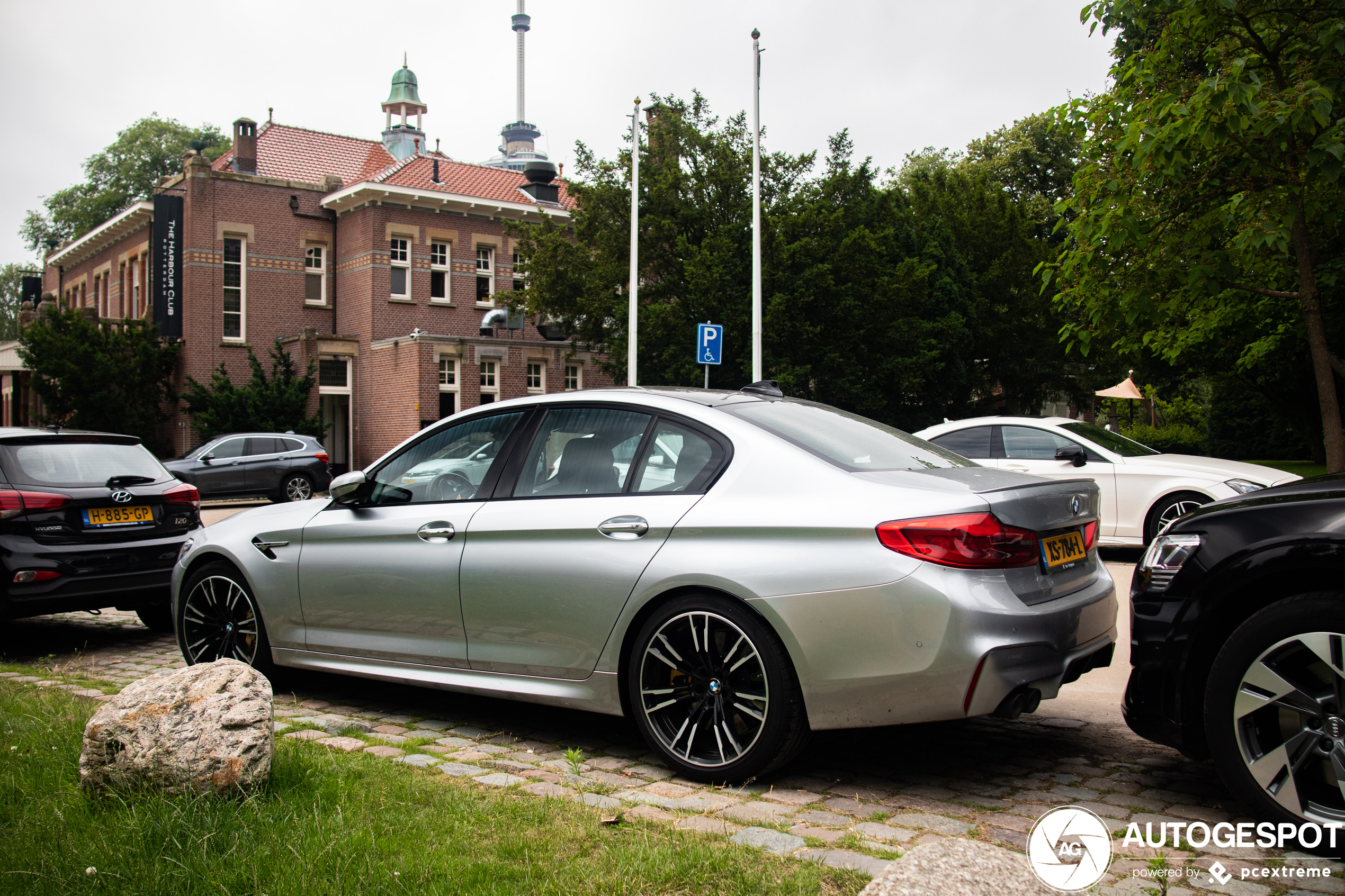 BMW M5 F90