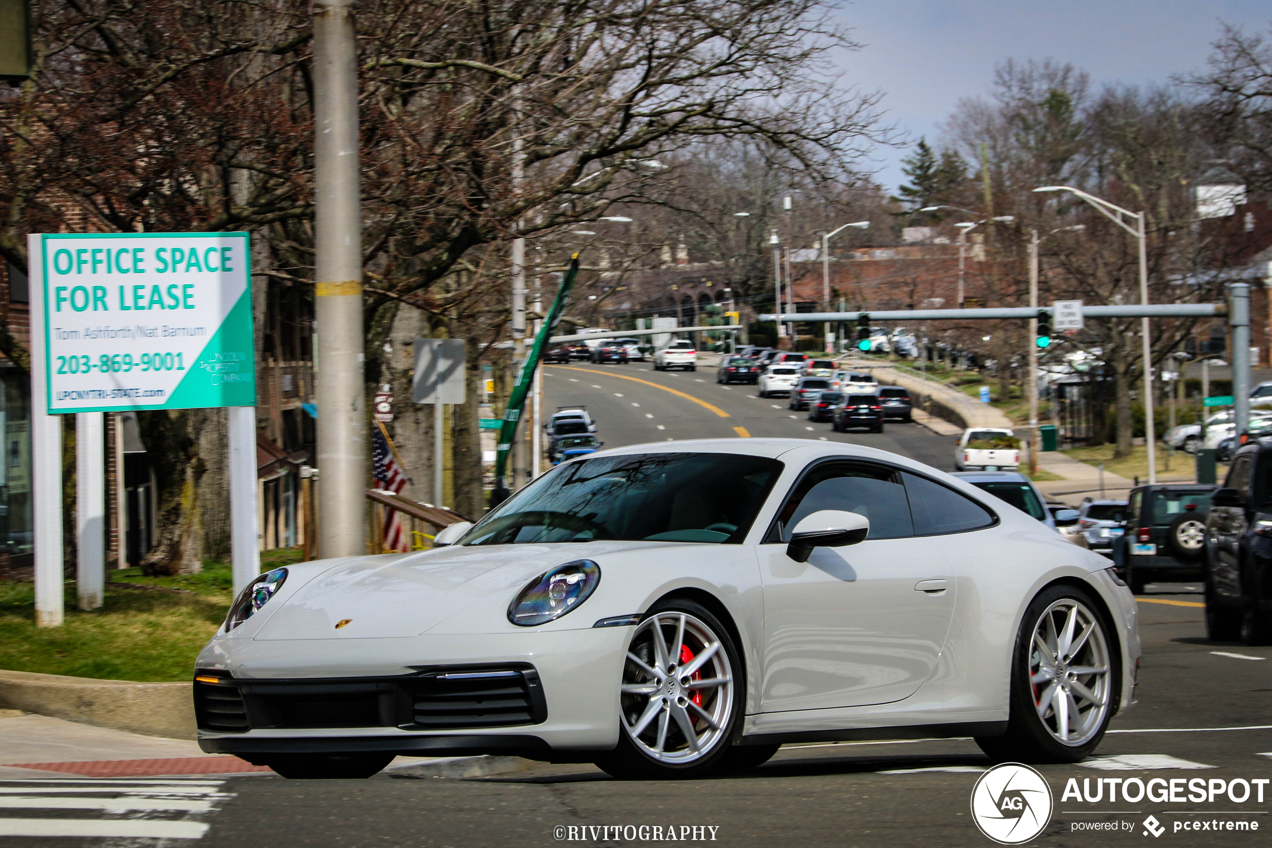 Porsche 992 Carrera 4S