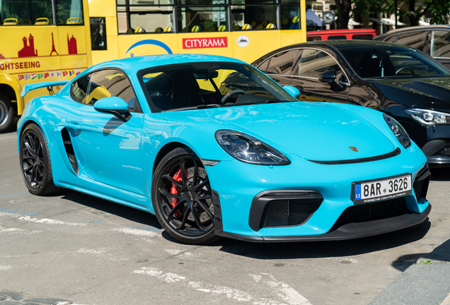 Porsche 718 Cayman GT4