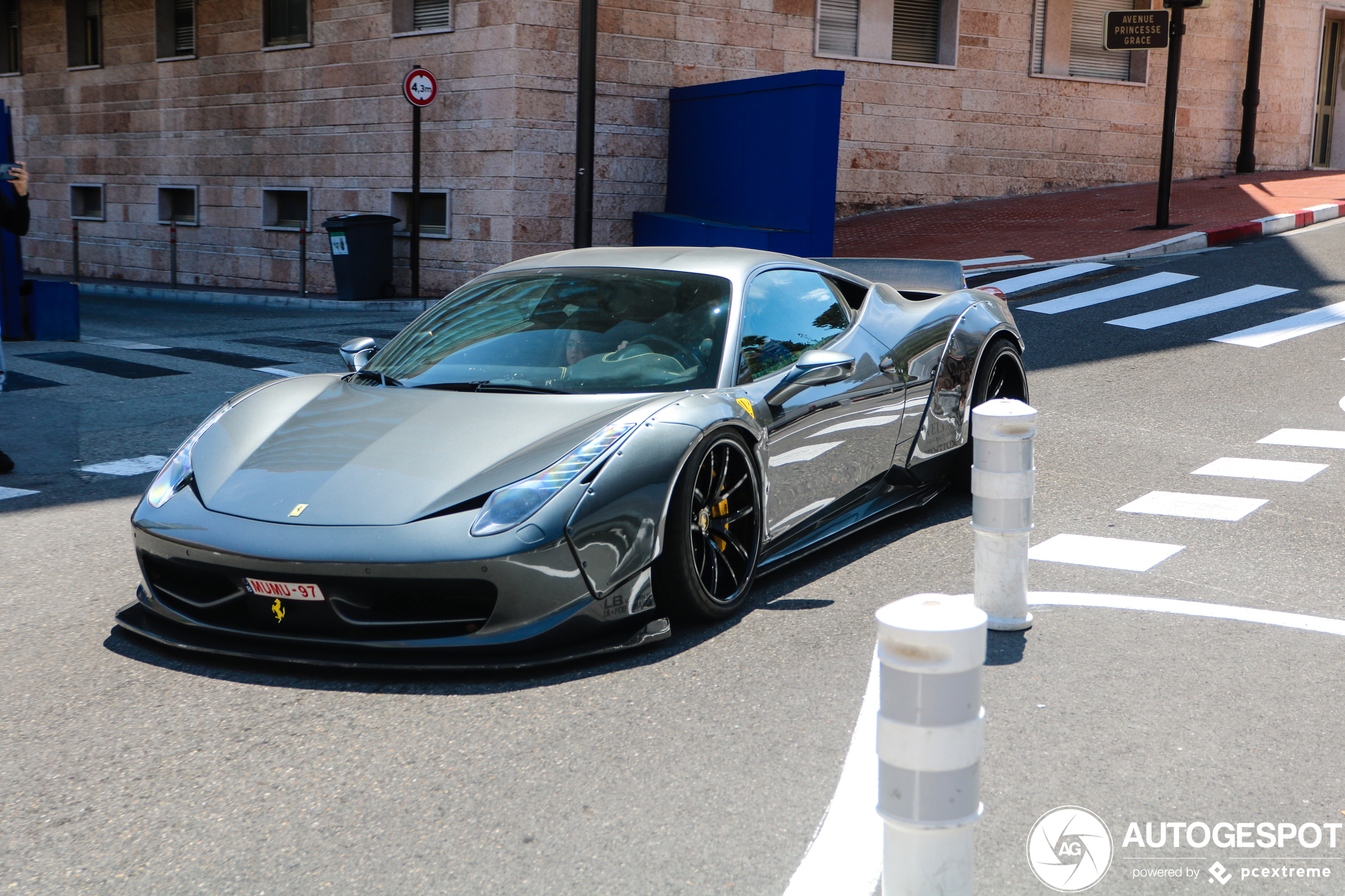 Ferrari 458 Italia Liberty Walk Widebody - 06 December 2022