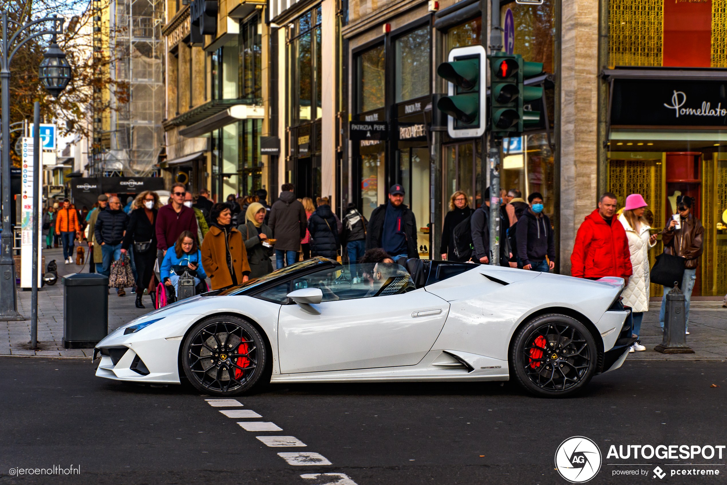 Lamborghini Huracán LP640-4 EVO Spyder