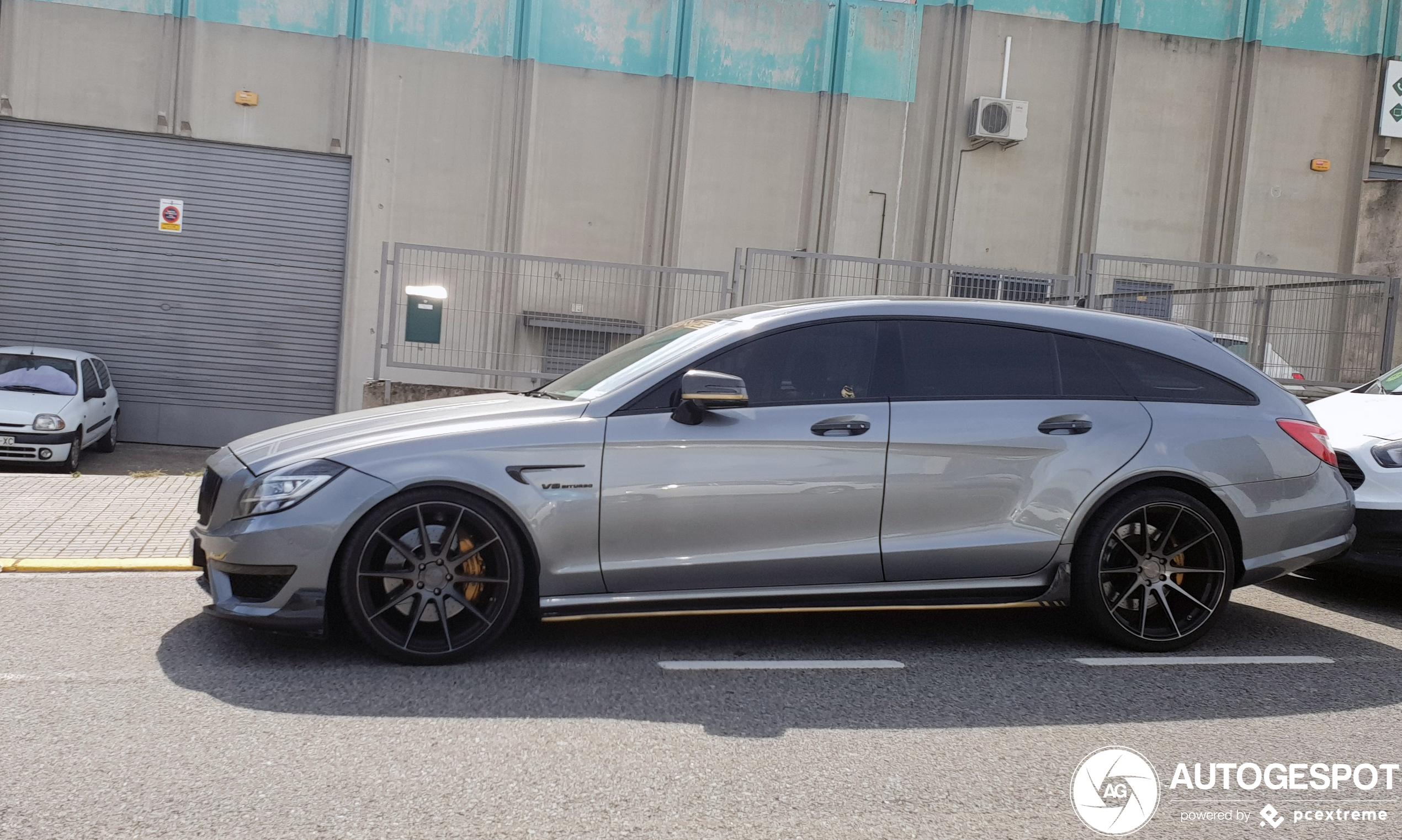 Mercedes-Benz CLS 63 AMG X218 Shooting Brake