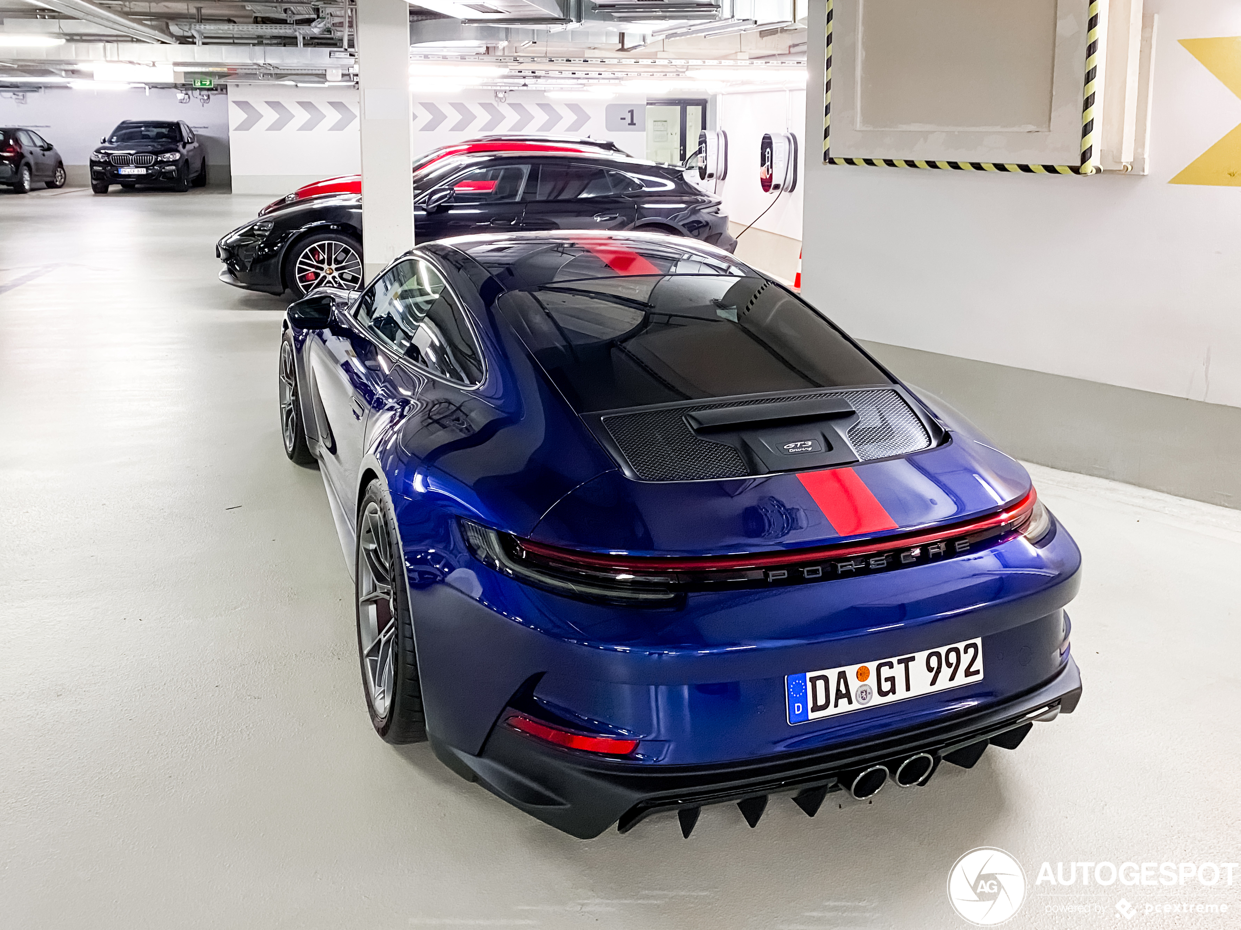 Porsche 992 GT3 Touring