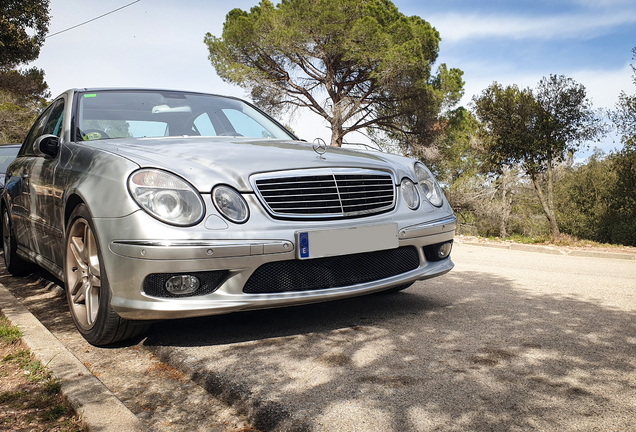 Mercedes-Benz E 55 AMG