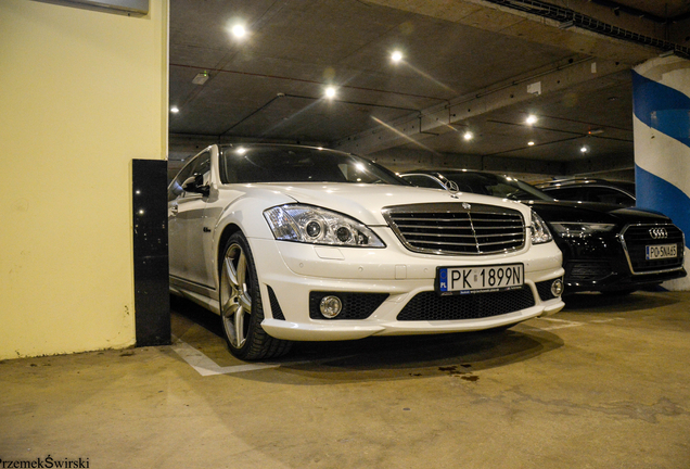 Mercedes-Benz S 63 AMG W221