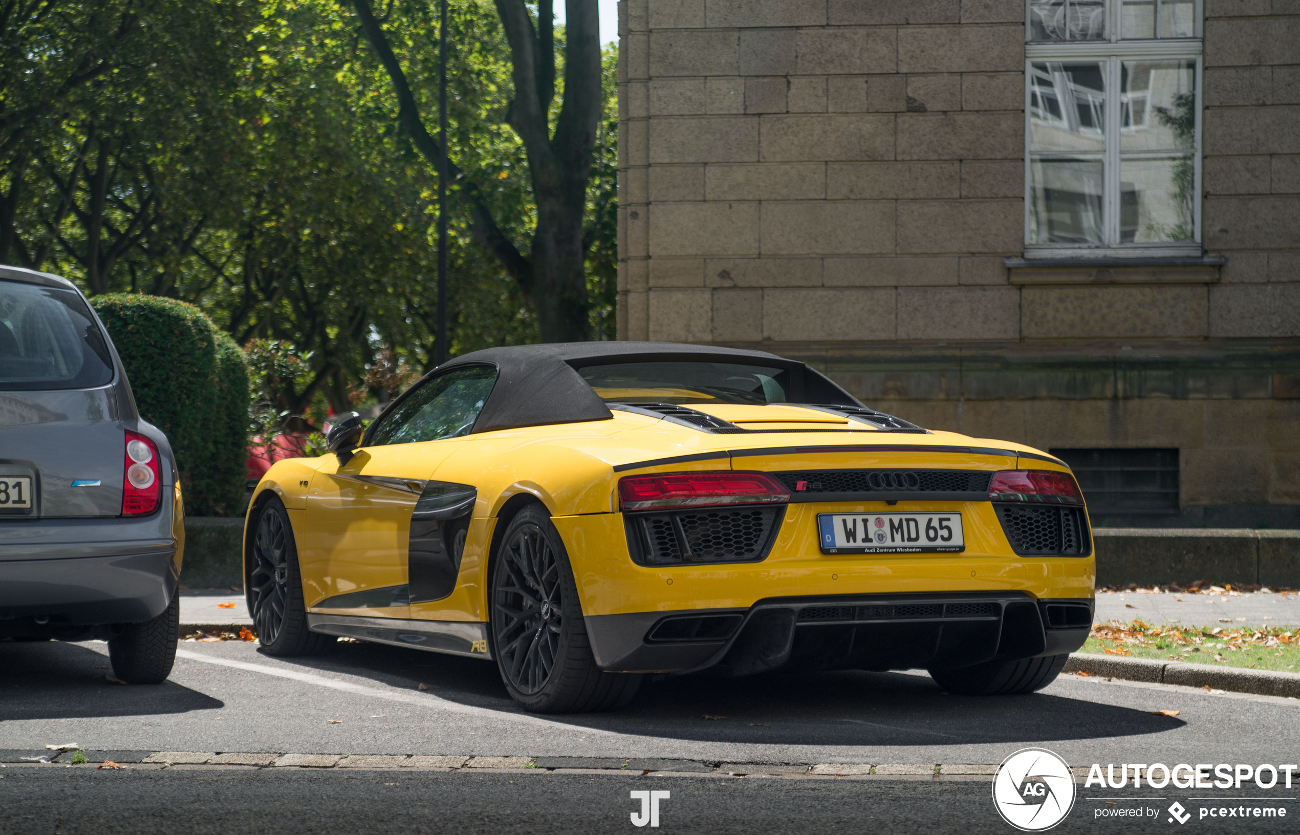 Audi R8 V10 Spyder 2016