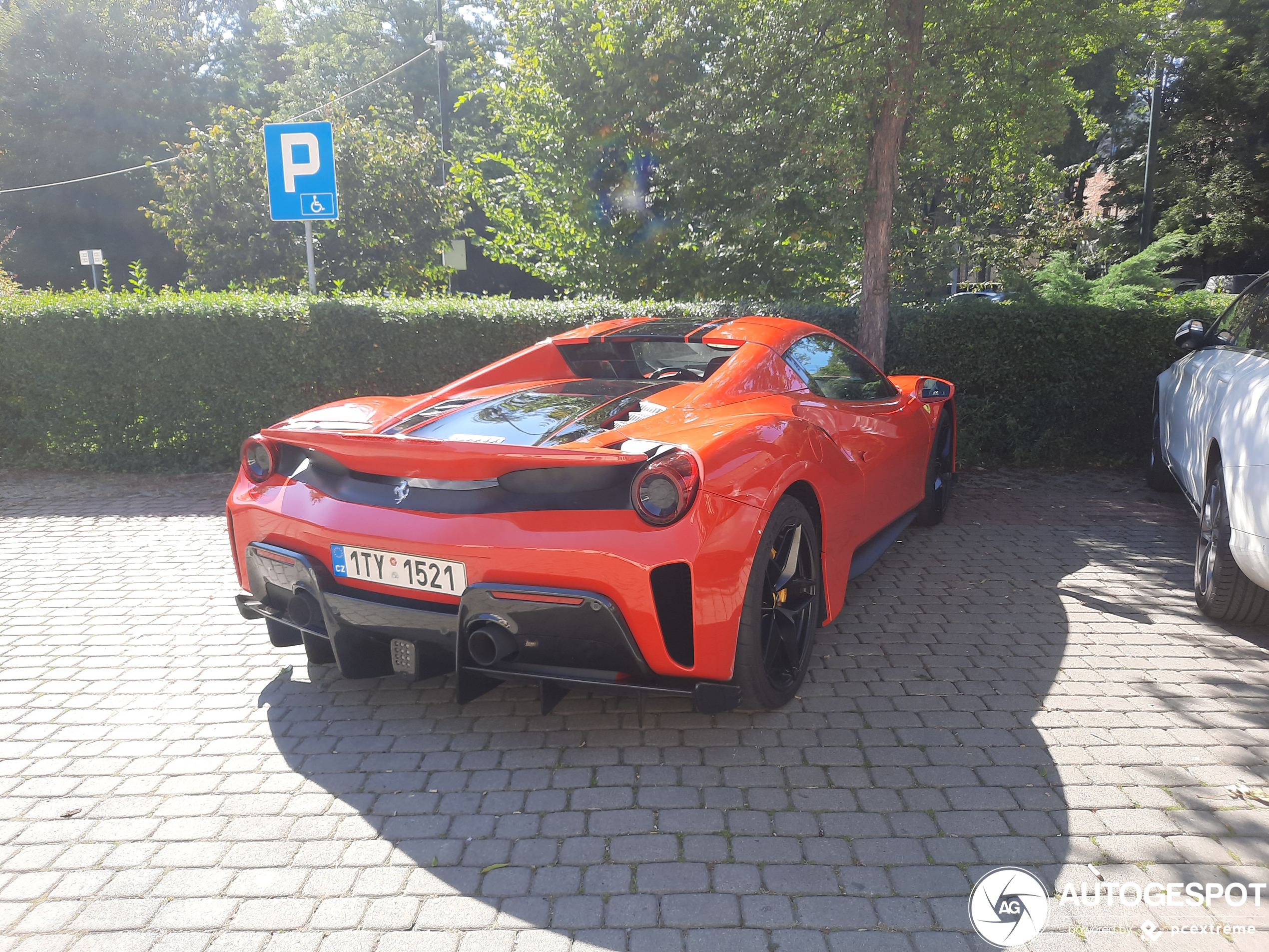 Ferrari 488 Pista Spider