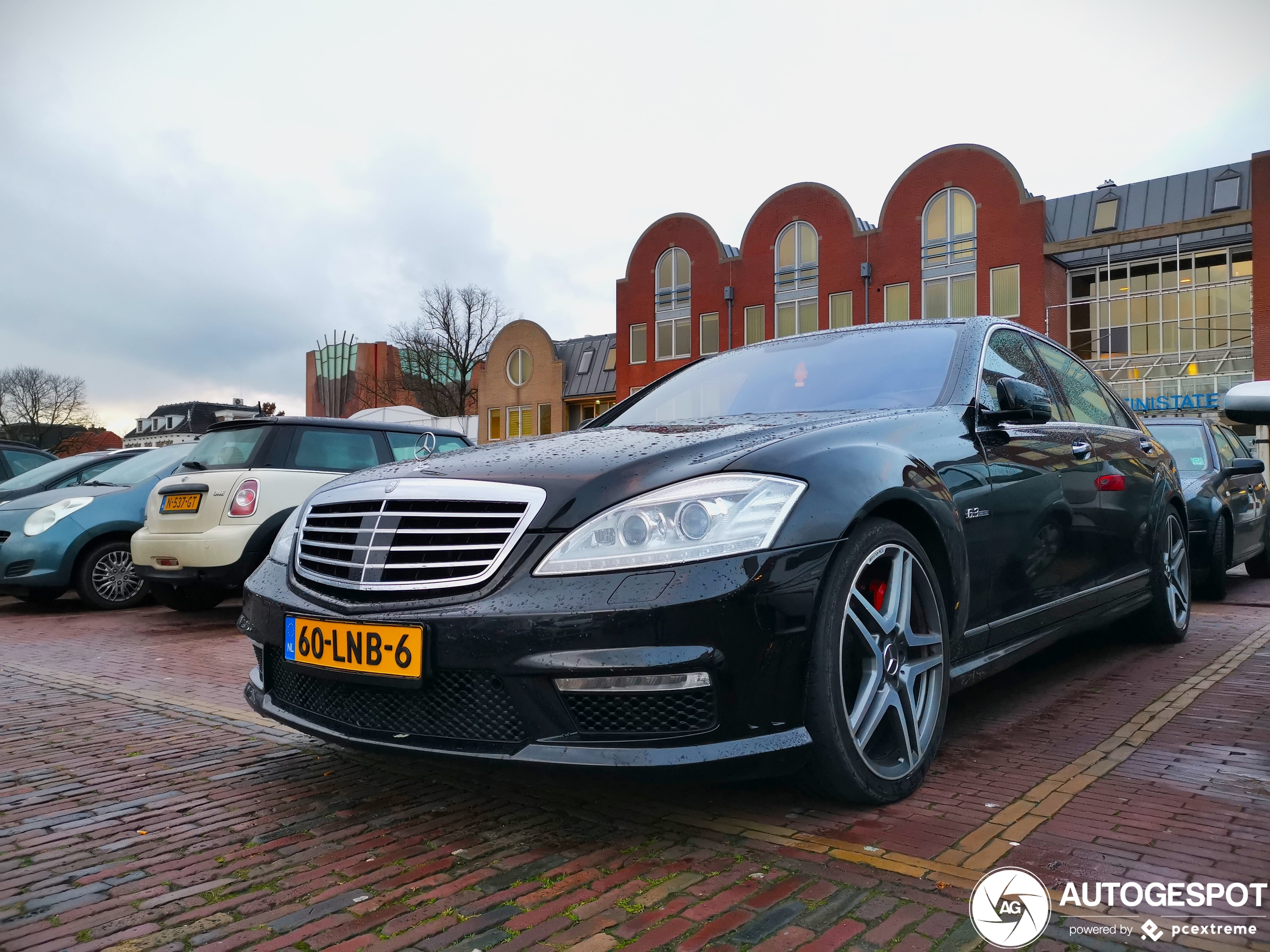 Mercedes-Benz S 63 AMG W221 2010